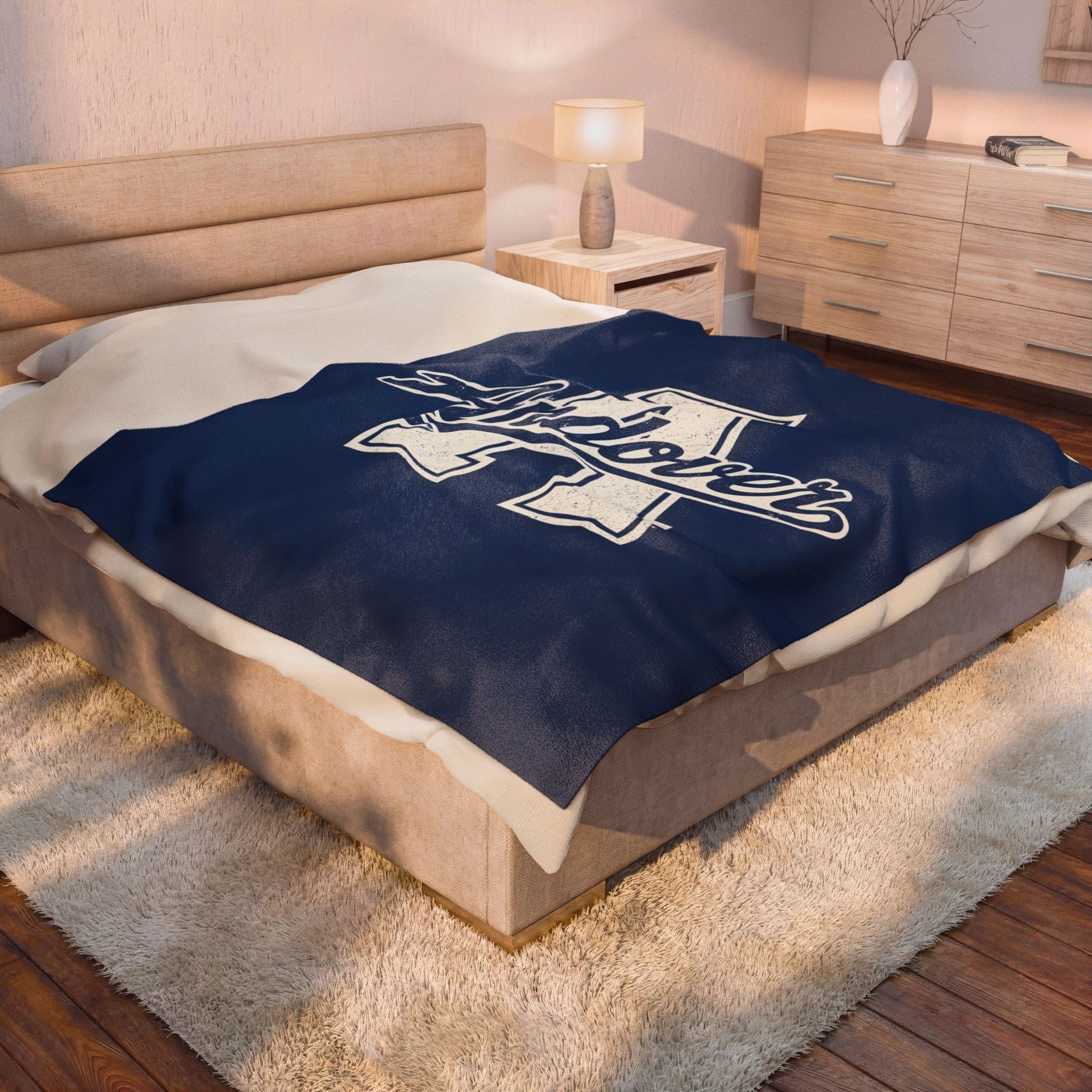 RME Andover Velveteen Plush Blanket (5ft x 6ft)